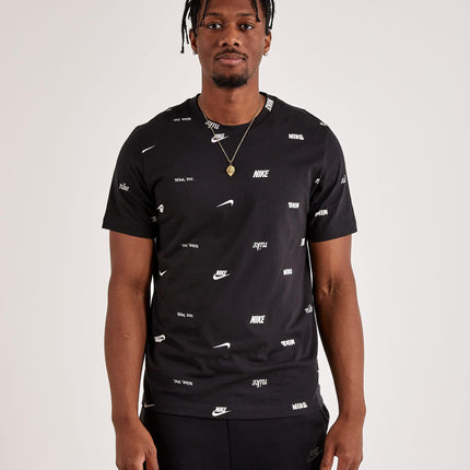 POLERA NIKE NSW TEE CLUB+ AOP