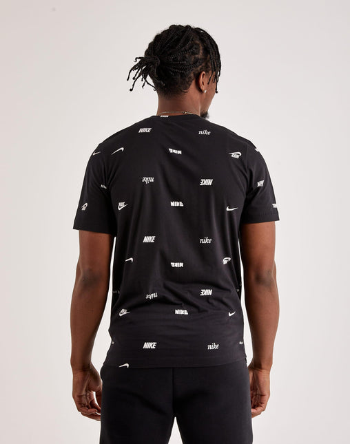 POLERA NIKE NSW TEE CLUB+ AOP