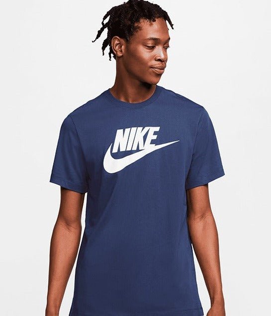 POLERA NIKE NSW TEE ICON FUTURA - BONZER